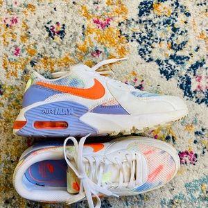 Women’s Nike Air Max Excee Size 8